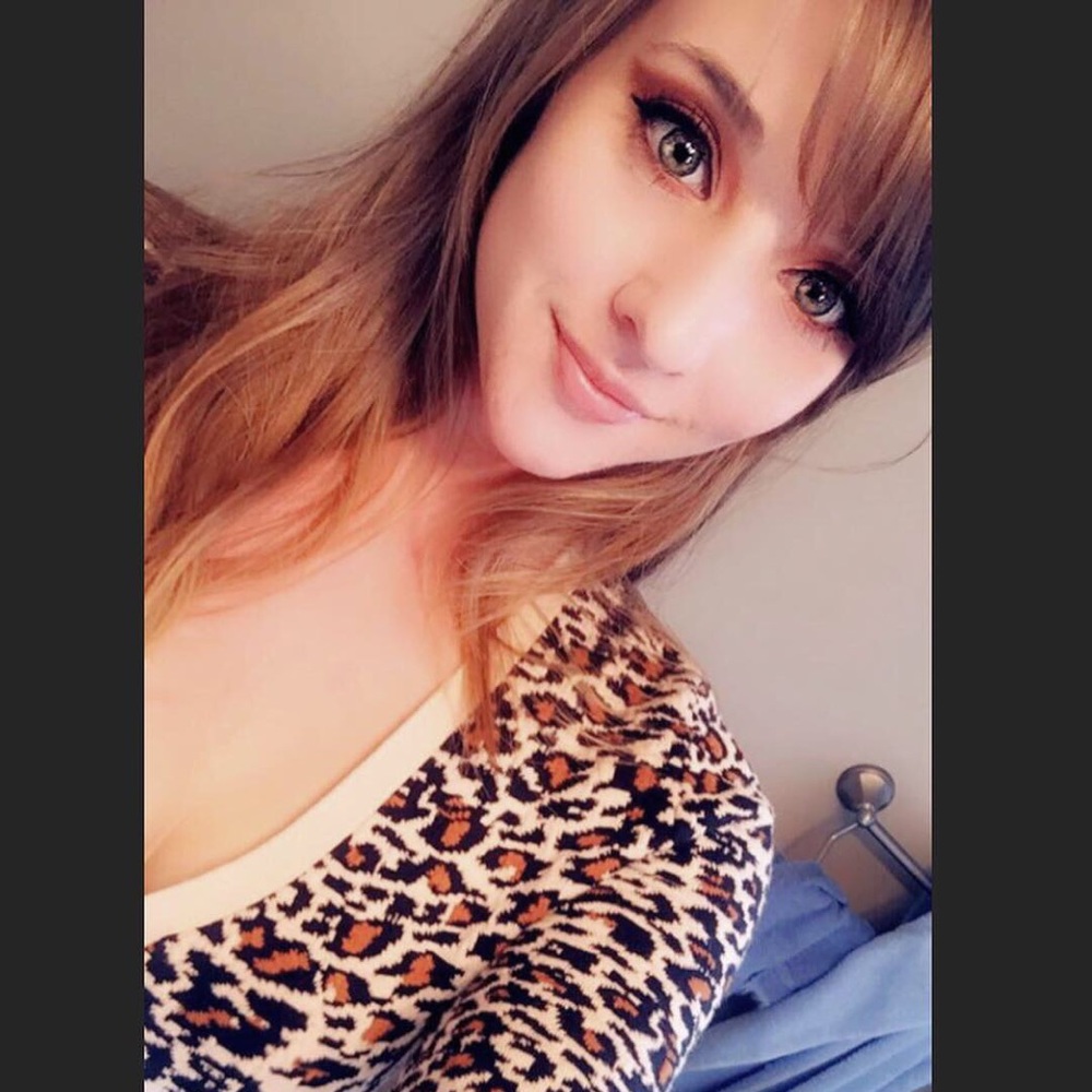 Meet your Posher, Olivia